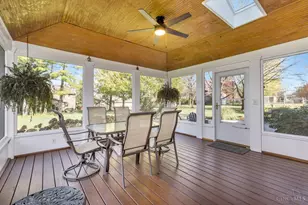 9140 Red Cedar Ln, West Chester, OH 45069 - Photo 10