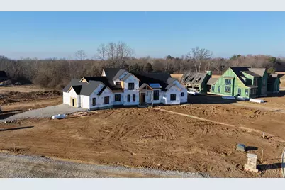 9798 Christian Court, Hamilton Township, OH 45140 - Photo 10