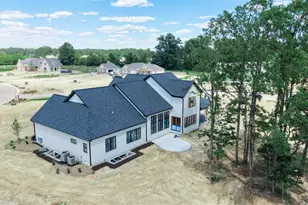 9798 Christian Ct, Hamilton Township, OH 45140 - Photo 8