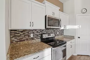 7979 Oakbridge Wy, Green Township, OH 45248 - Photo 14