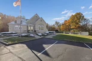 488 Madeira Ct, Union Township, OH 45255 - Photo 38