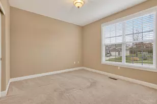5893 Ashlyn Ct, Liberty Township, OH 45044 - Photo 16
