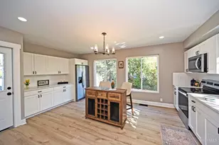 410 Rolef Ave, Lockland, OH 45215 - Photo 8