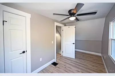 410 Rolef Avenue, Lockland, OH 45215 - Photo 22