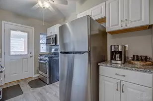 5271 Highview Dr, Cincinnati, OH 45238 - Photo 6