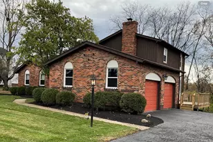 11231 Lincolnshire Dr, Forest Park, OH 45240 - Photo 2