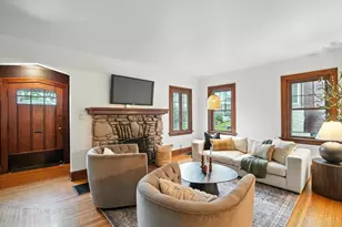 2922 Utopia Pl, Cincinnati, OH 45208 - Photo 2