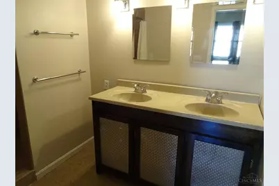 1849 Lemontree Lane, Loveland, OH 45140 - Photo 10