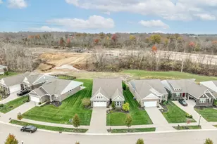 5139 Renaissance Park Dr, Middletown, OH 45005 - Photo 4