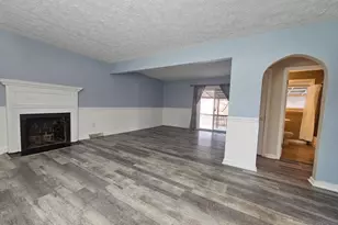 9103 Zoellner Rd, Colerain Township, OH 45251 - Photo 2