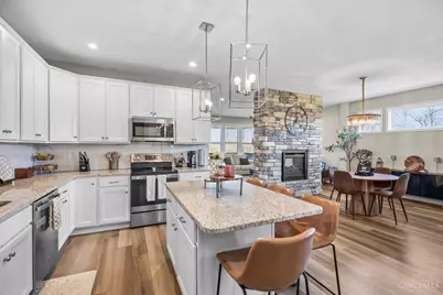 3036 Barnbougle Drive, Miami Township, OH 45233 - Photo 8