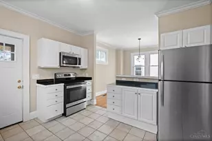 3249 Berwyn Pl, Cincinnati, OH 45209 - Photo 8