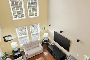 5725 Lofty View Ln, Green Township, OH 45247 - Photo 16