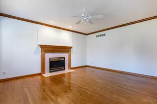 320 Springmill Dr, Springboro, OH 45066 - Photo 2