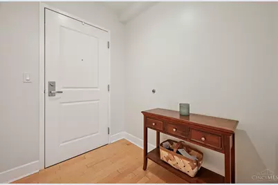 2260 Riverside Drive #203, Cincinnati, OH 45202 - Photo 2