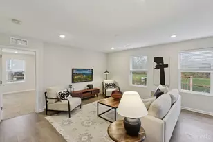 5001 Lakeview Dr, Hamilton Township, OH 45152 - Photo 8