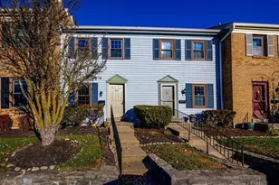 9777 Bunker Hill Ln, Montgomery, OH 45242 - Photo 2