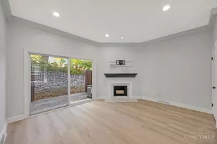 9777 Bunker Hill Ln, Montgomery, OH 45242 - Photo 16