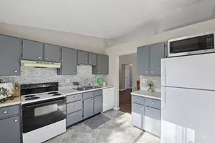 5207 S Eaglesnest Dr, Green Township, OH 45248 - Photo 16