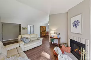 5207 S Eaglesnest Dr, Green Township, OH 45248 - Photo 8