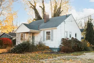 219 N Walnut St, Harrison, OH 45030 - Photo 2