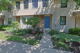 113 Highridge Ct, Fairfield, OH 45014 - Photo 2