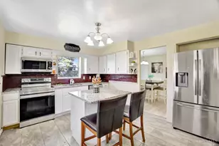 3962 S Fordham Pl, Silverton, OH 45213 - Photo 12