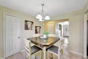 3962 S Fordham Pl, Silverton, OH 45213 - Photo 8