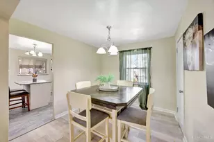 3962 S Fordham Pl, Silverton, OH 45213 - Photo 10