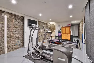 1826 Elm Street, Cincinnati, OH 45202 - Photo 38