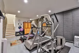 1826 Elm St, Cincinnati, OH 45202 - Photo 36