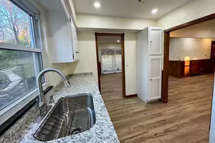 611 Aberdeen Dr, Middletown, OH 45042 - Photo 8