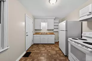 4734 Prosperity Pl, Cincinnati, OH 45238 - Photo 12