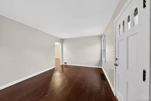 4734 Prosperity Pl, Cincinnati, OH 45238 - Photo 6