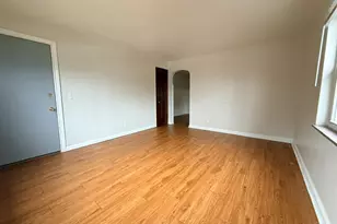 943 Tennessee Ave, Cincinnati, OH 45229 - Photo 8