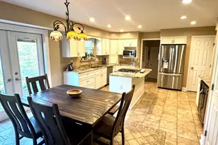 4490 Estate Ct, Mason, OH 45040 - Photo 4