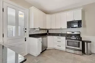 412 Stanley Ave, Cincinnati, OH 45226 - Photo 16