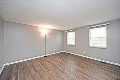 920 Woodlyn Drive N, Anderson Township, OH 45230 - Photo 20