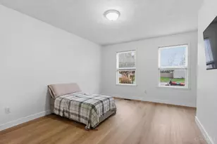 588 John Chambers Dr, Wilmington, OH 45177 - Photo 10