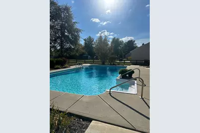 635 Hope Way, Bethel, OH 45106 - Photo 4