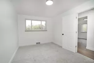 6728 Sandalwood Ln, Springfield Township, OH 45224 - Photo 26