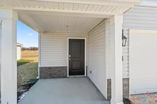 127 Lonny St, Mount Orab, OH 45154 - Photo 2