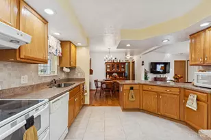 1689 Eckmansville Rd, Liberty Twp, OH 45693 - Photo 8