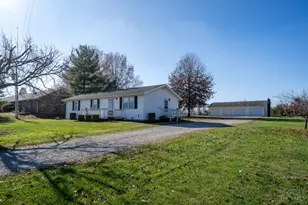 28429 Trojan Rd, Saint Leon, IN 47012 - Photo 4