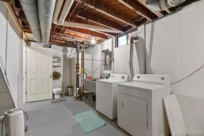 1052 Vacationland Drive, Springfield Township, OH 45231 - Photo 20