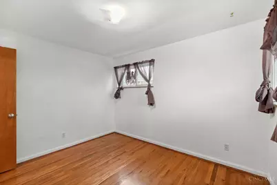 1052 Vacationland Drive, Springfield Township, OH 45231 - Photo 18