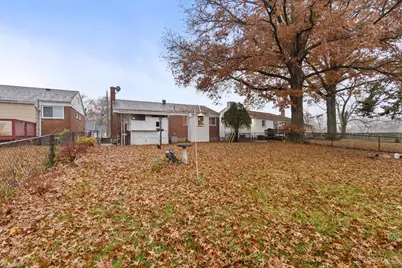 1052 Vacationland Drive, Springfield Township, OH 45231 - Photo 26