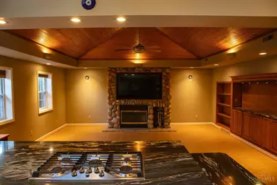 8593 Concord Hills Circle, Sycamore Township, OH 45243 - Photo 16