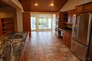 8593 Concord Hills Cir, Sycamore Township, OH 45243 - Photo 18