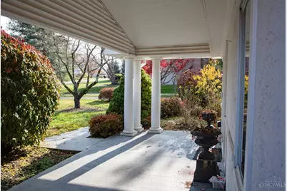 8593 Concord Hills Circle, Sycamore Township, OH 45243 - Photo 4